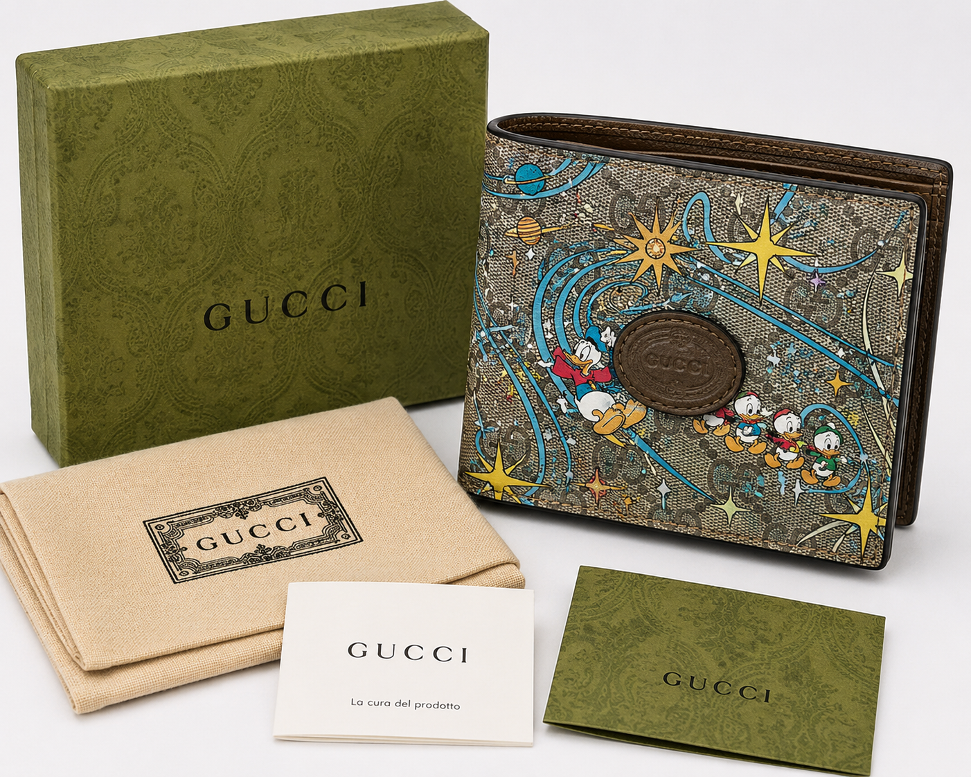 Authentic Gucci GG Supreme Disney Collaboration Donald Duck Folding Wallet